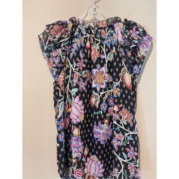 Loft Anne Taylor Lightweight printed top with flutter sleeves.SMALL - Picture 3 of 5